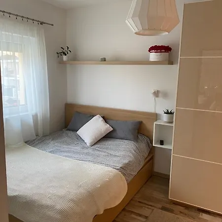 Deak Apartman * Gardony