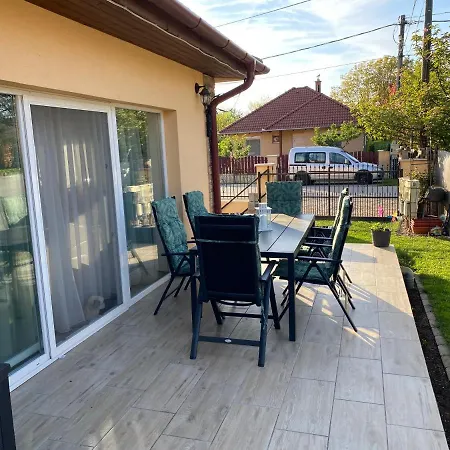 Deak Apartman
