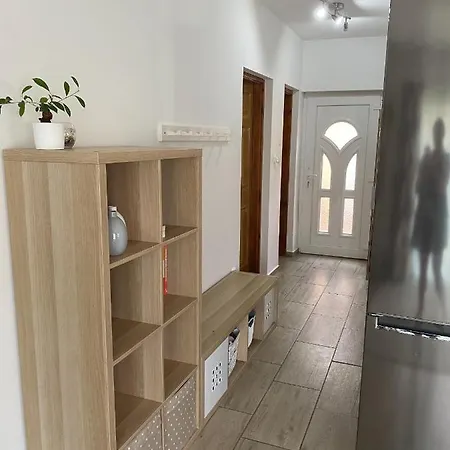 Deak Apartman Gardony